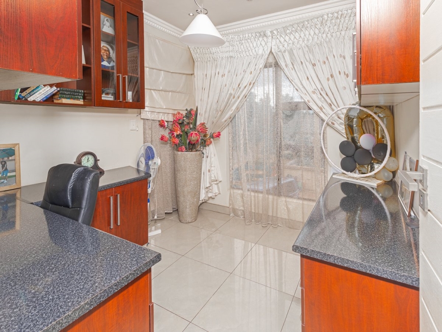 4 Bedroom Property for Sale in Xanadu North West